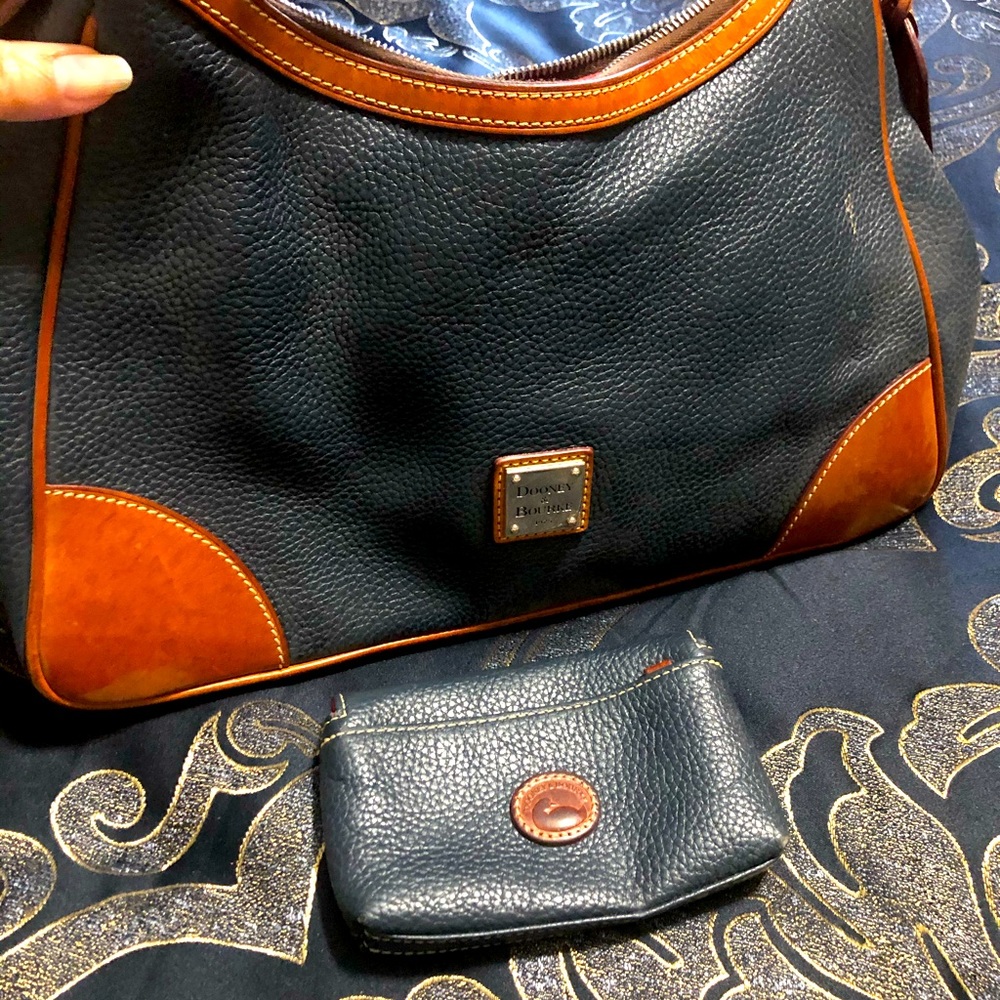 Dooney & Bourke